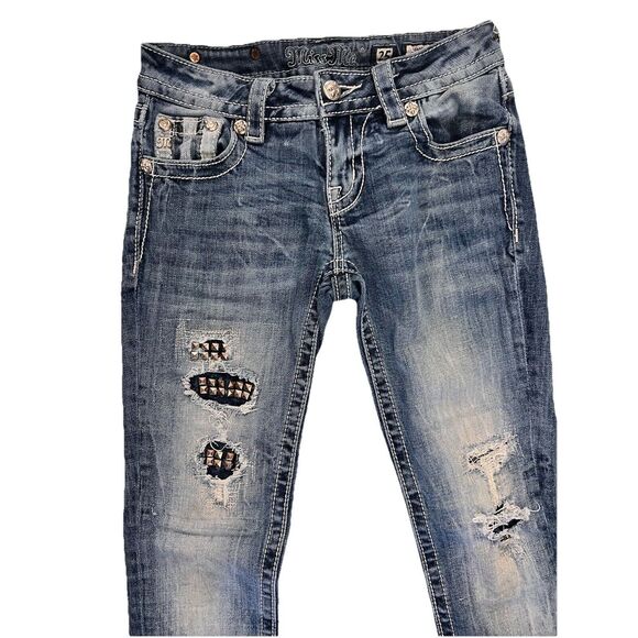Miss Me Signature Cuffed Skinny Denim Jeans Studded Metal Women’s Sz 26 Y2K Read - Picture 1 of 9